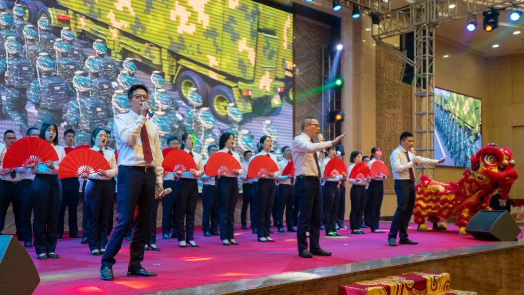 金虎迎新·領(lǐng)跑2022 | 集團年度總結(jié)會暨新年晚會完美落幕！(圖12)