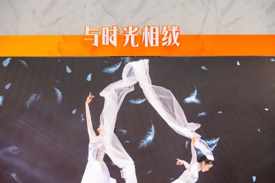 直擊發(fā)布會現(xiàn)場 | 強輝再攜新品隆重亮相！(圖6)