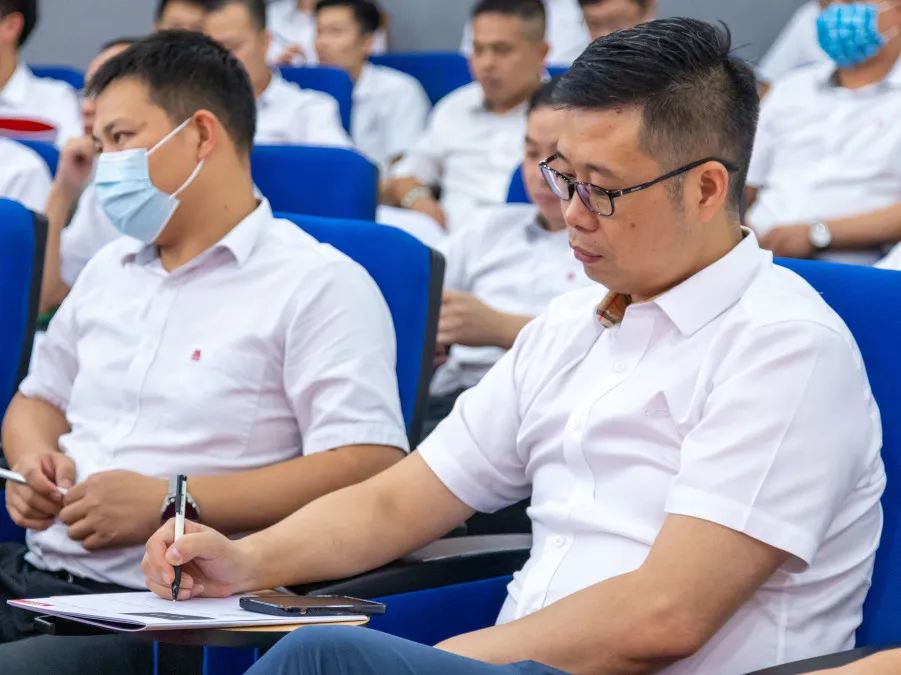 燃！“金戈鐵馬 英雄對戰(zhàn)”強(qiáng)輝營銷PK賽正式開啟(圖13)