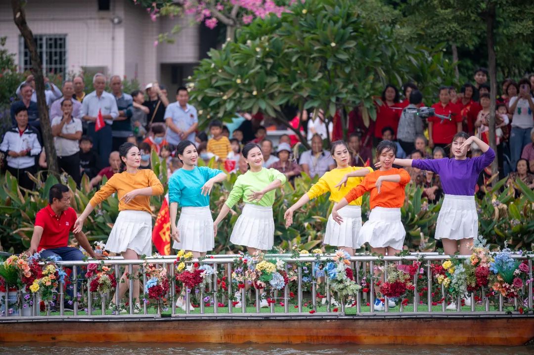 燃動(dòng)金秋 | 草艇競(jìng)渡，奪人風(fēng)采彰顯非遺文化瑰寶之韻(圖6)